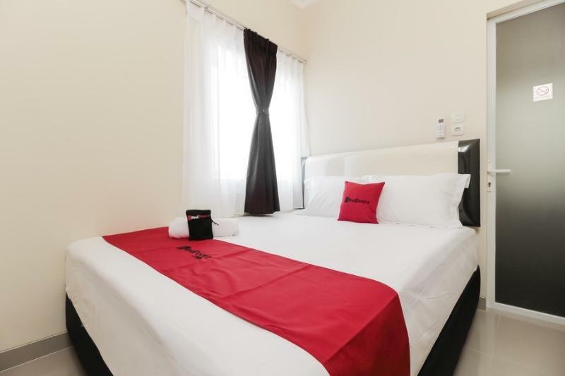 Reddoorz Near Soekarno Hatta Airport Τζακάρτα Εξωτερικό φωτογραφία